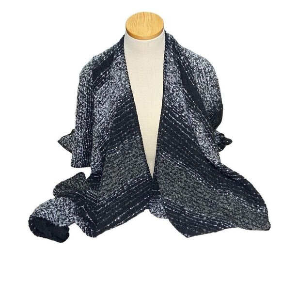 Woolrich Knit Shawl Cardigan Women’s One Size in Grey and Black - Picture 1 of 8